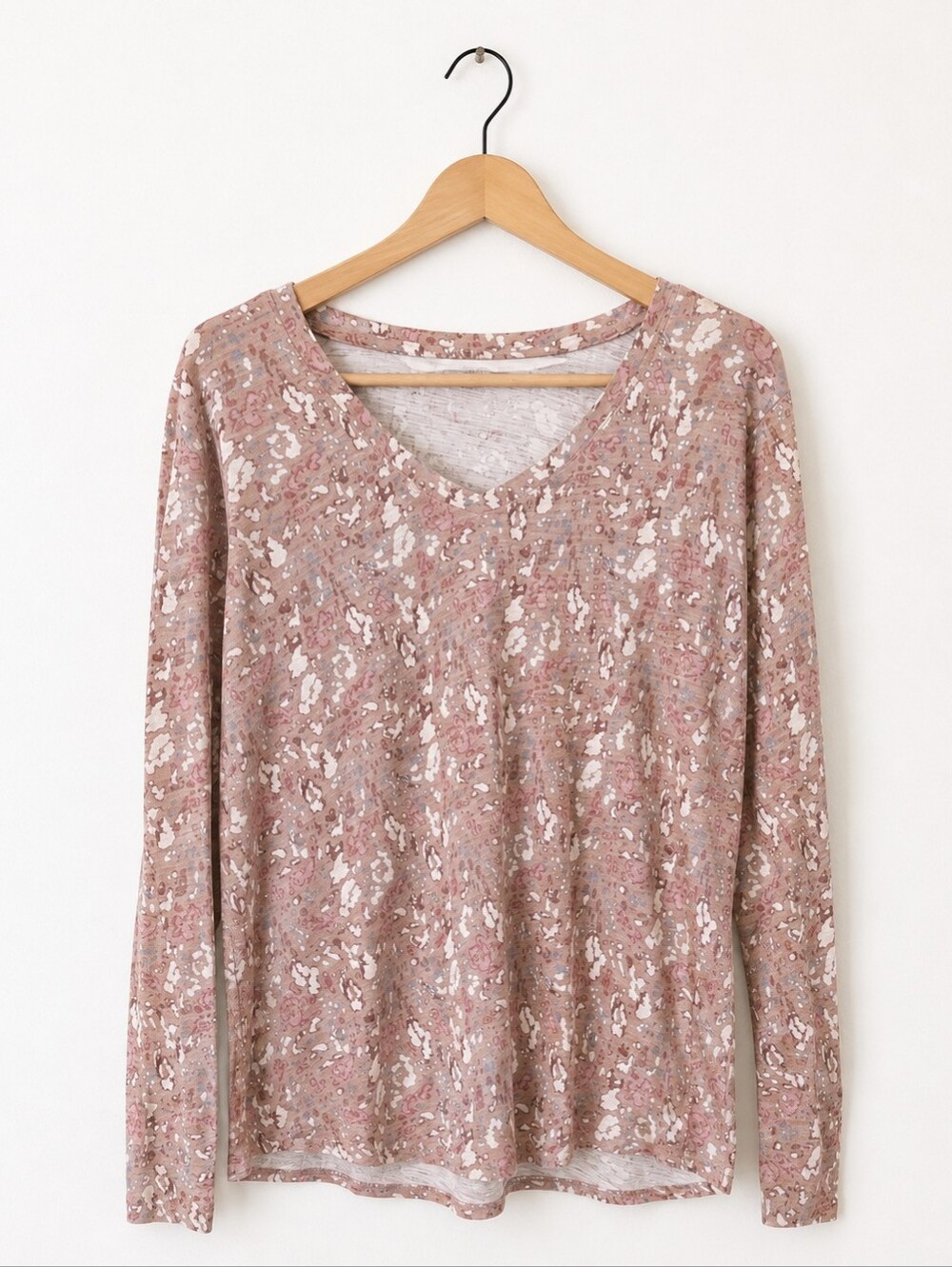 •Blue Sol Long Sleeve V-Neck Top